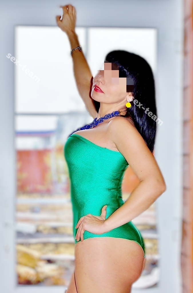 Полина
